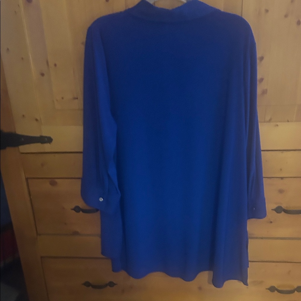 Investments Slim Factor Plus Button-Front Top in Deep Blue - Picture 5 of 5